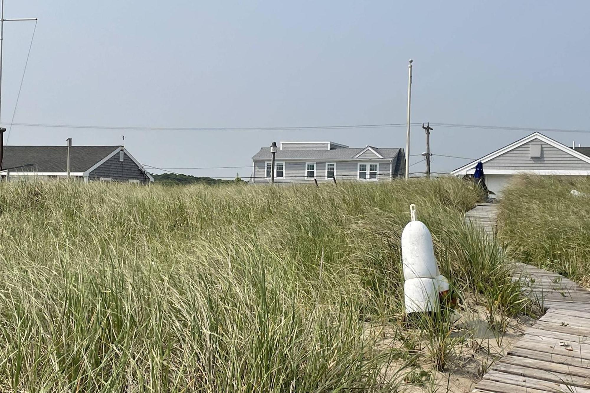 Sandy Clydesdale: Sagamore Beach Sandwich Villa Exterior photo